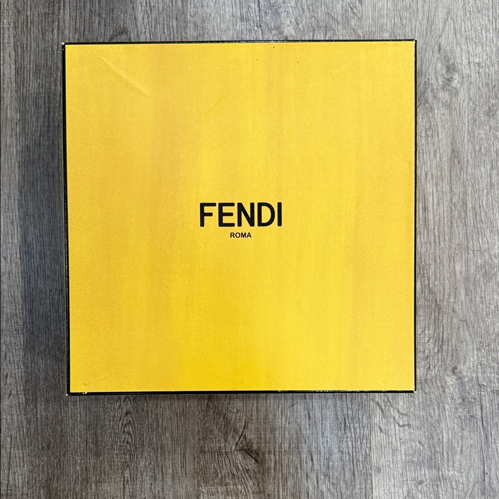 Fendi Black and White High-Top Sock Sneakers - Picture 12 of 13